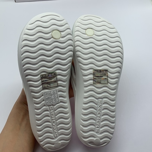 Skechers Womens Bay Breeze spontaneous Size 6 Color White/Multicolor - Picture 7 of 7